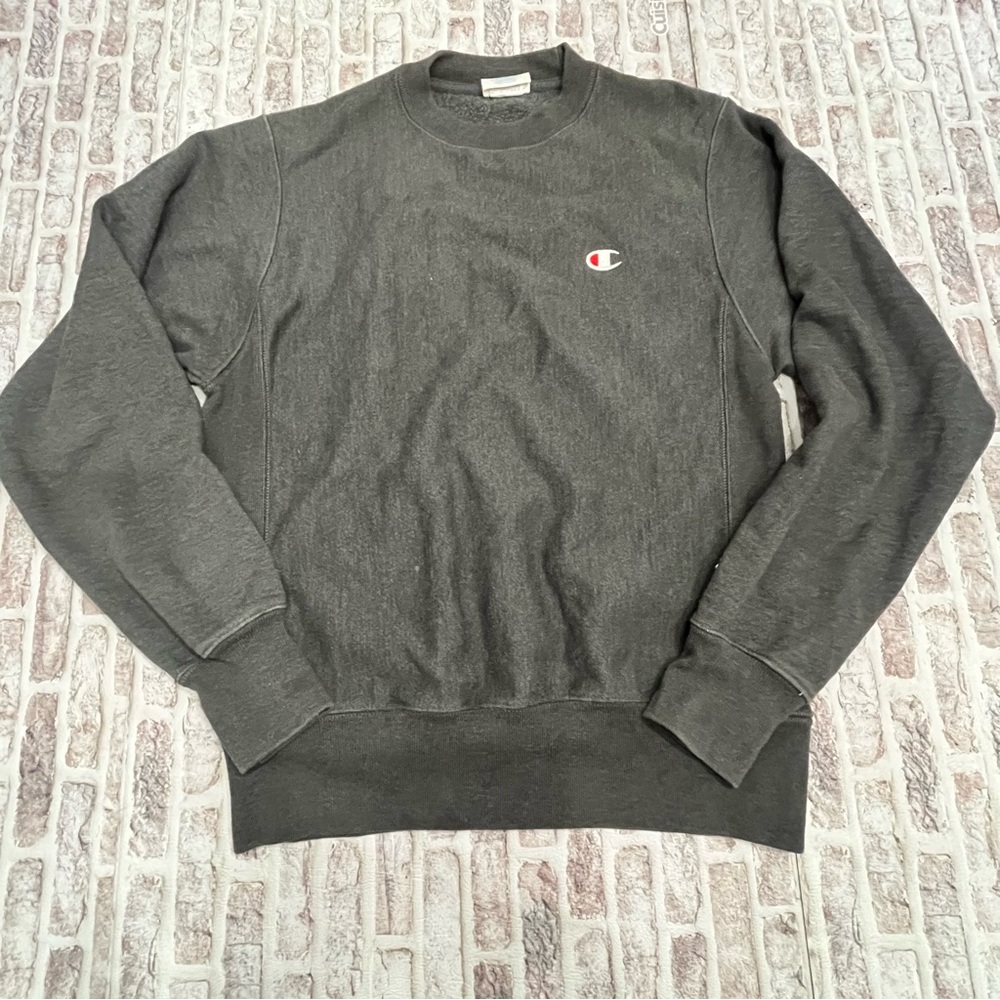 Champion Reverse Weave Crewneck Sweatshirt size Small Charcoal Gray